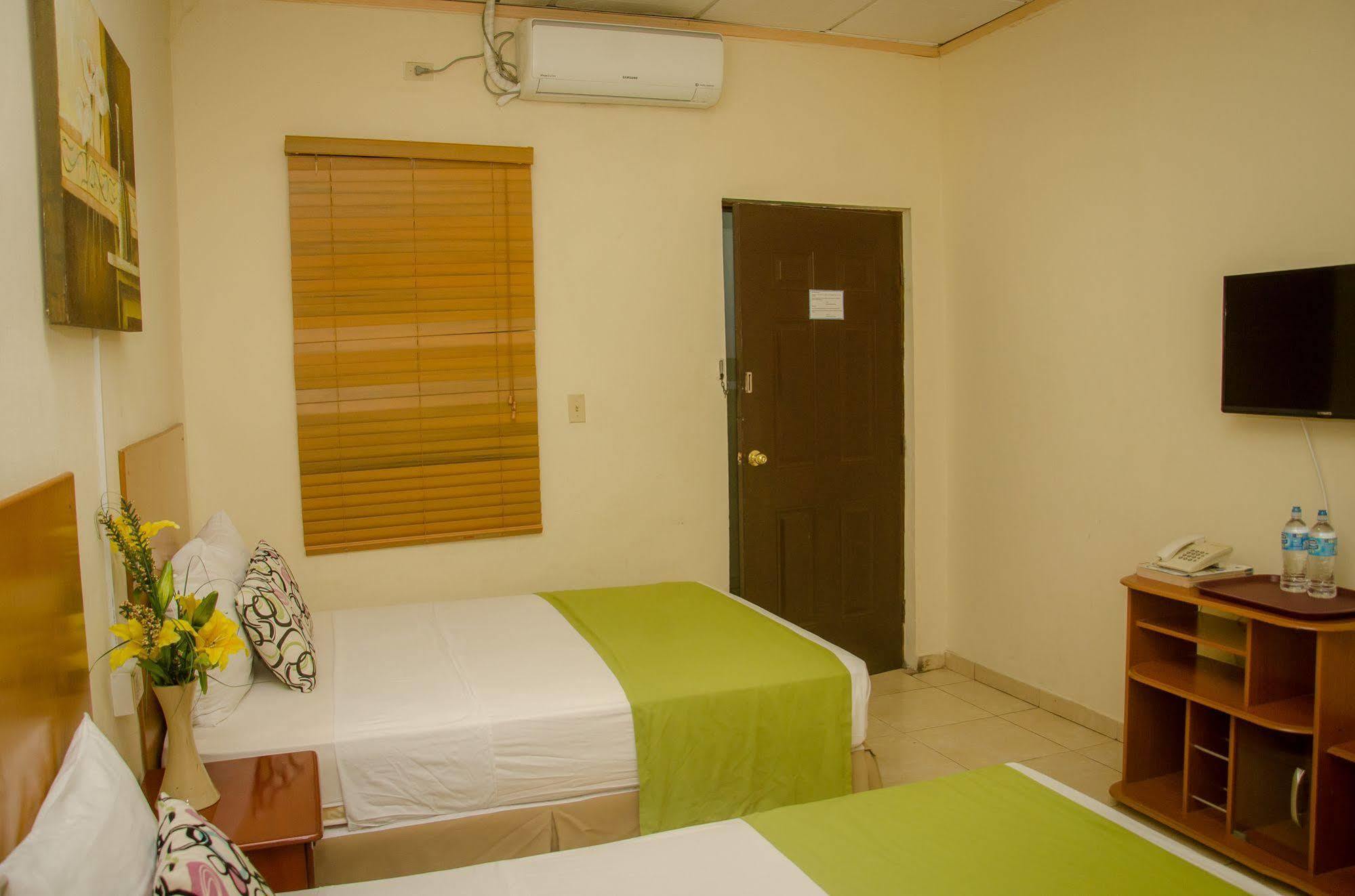 Hotel Residencial Cervantes David Ngoại thất bức ảnh