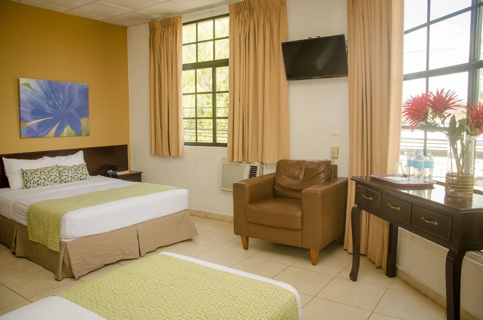 Hotel Residencial Cervantes David Ngoại thất bức ảnh